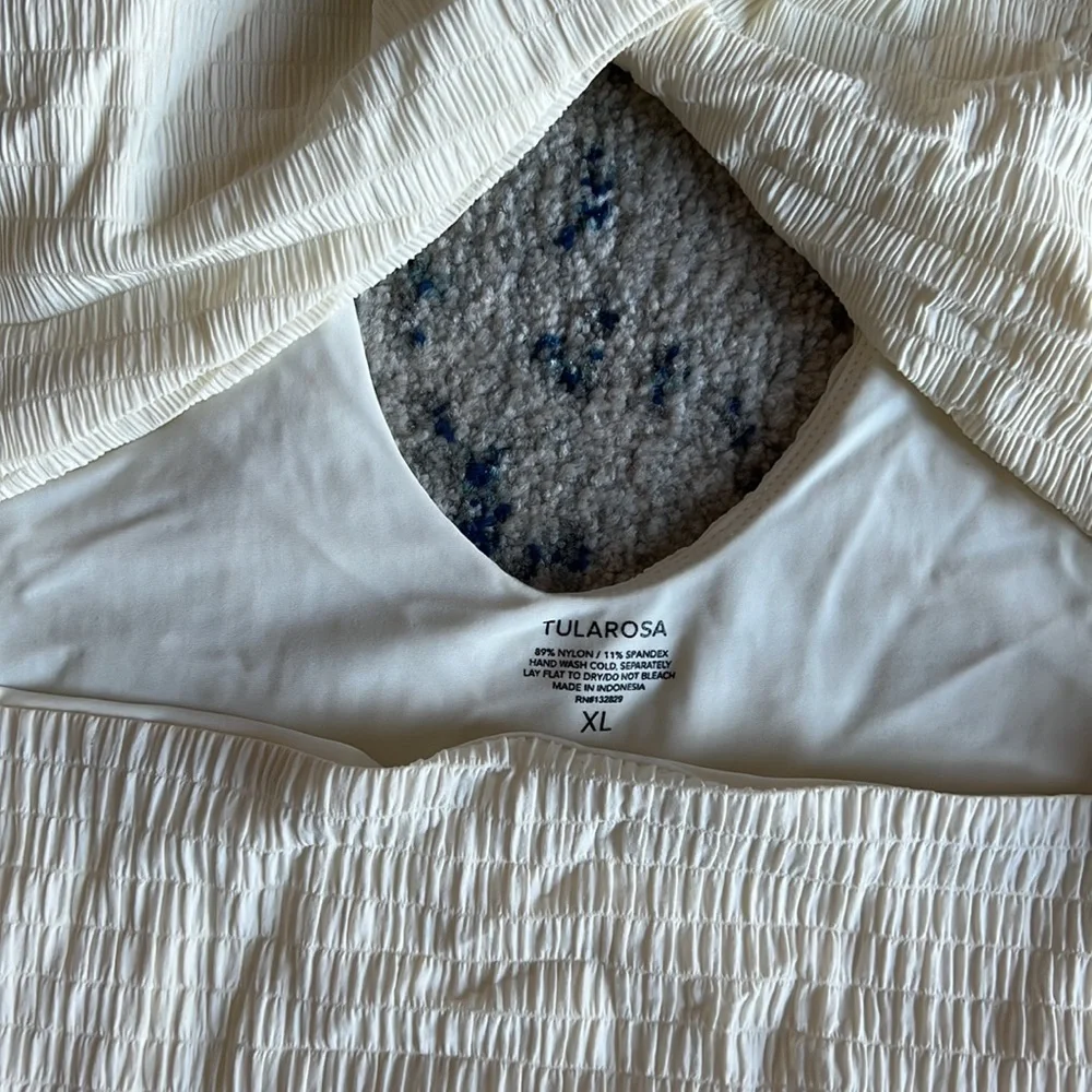 Tularosa Duffy One Piece in Ivory XL - Picture 8 of 8